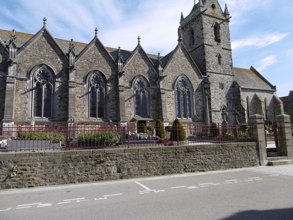 HIER/AUTRE PHOTO DE L'EGLISE DE BIVILLE/MANCHE